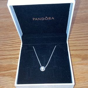 Pandora Round Sparkle Halo Necklace